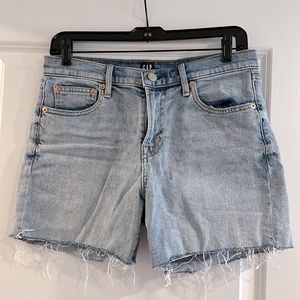 EUC GAP denim shorts
